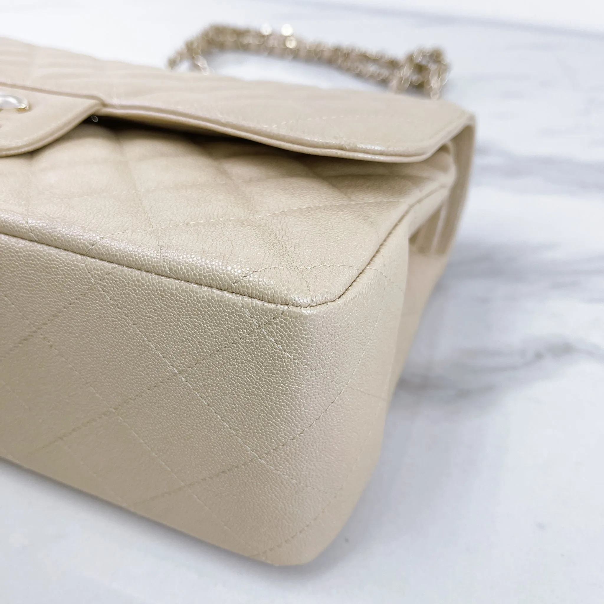 Chanel Timeless Classic Jumbo Double Flap